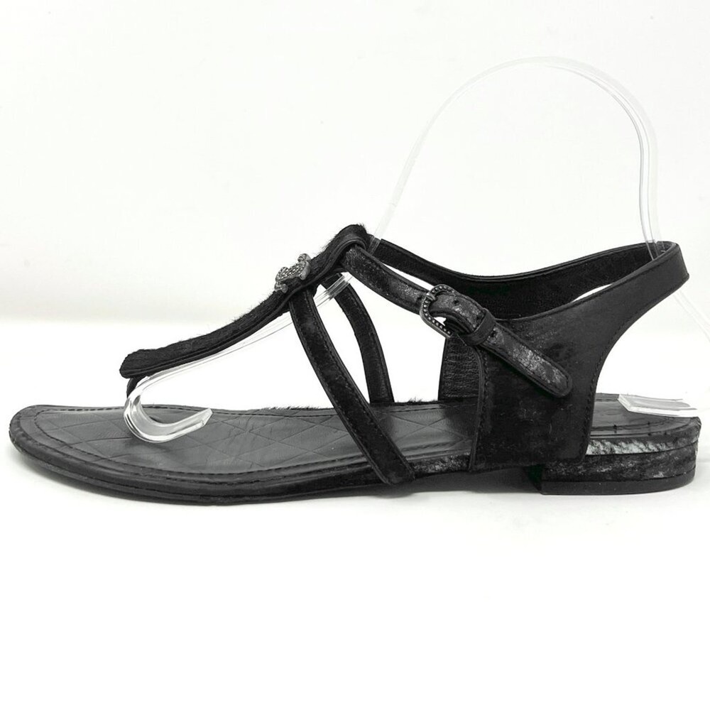 Chanel Black Leather CC Logo Thong Flat Sandals 37.5 Pony Hair - Picture 2 of 9